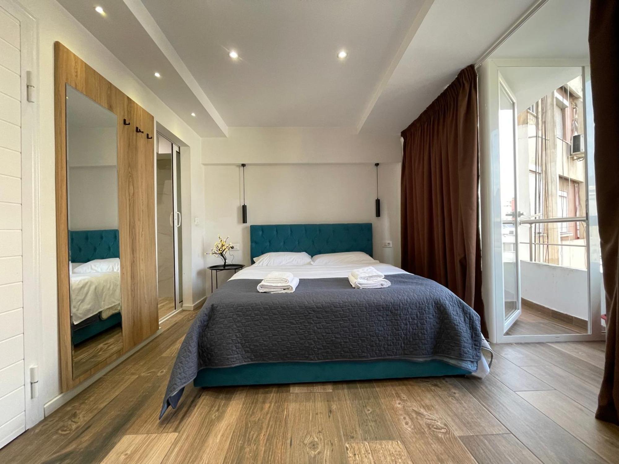 Boutique Central Studio Apartments Tirana Exterior foto